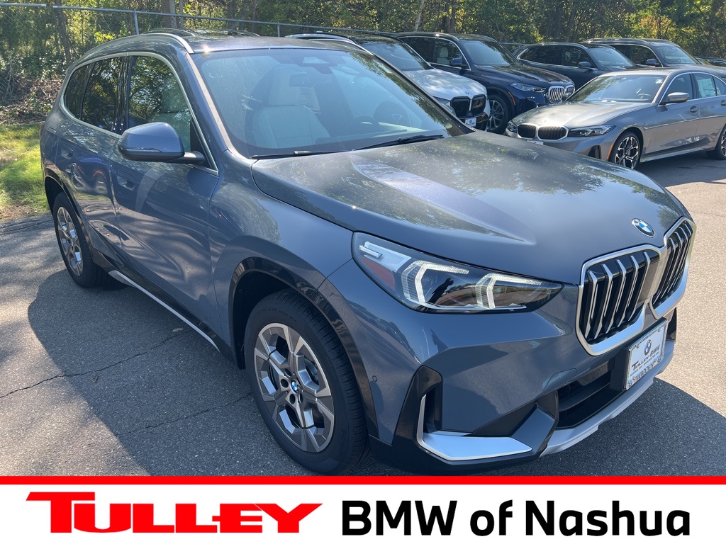 2026 BMW X1 28i's photo