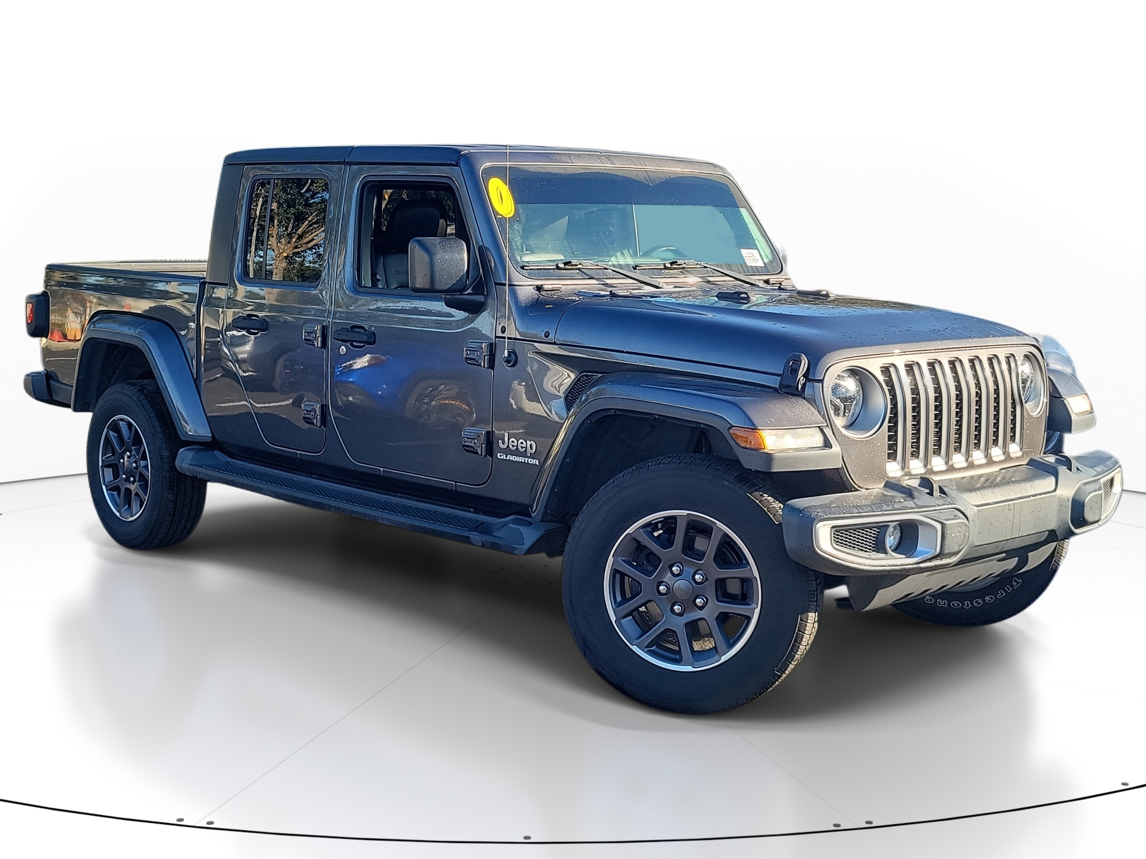 2020 Jeep Gladiator Overland's photo