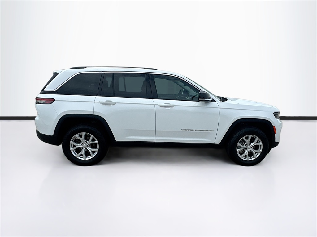 2023 Jeep Grand Cherokee Limited photo 4