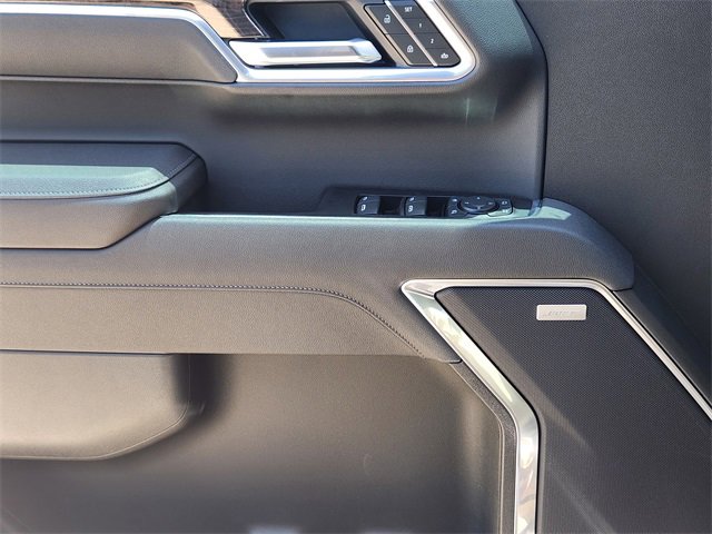 2025 Chevrolet Silverado 1500 LTZ photo 16