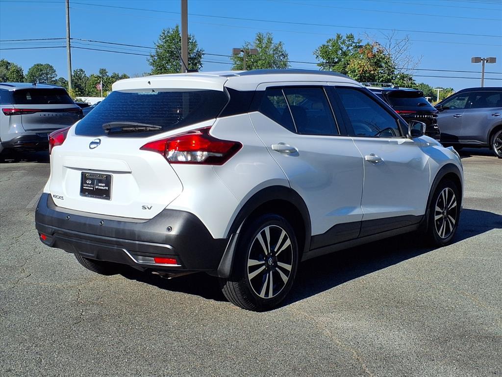2020 Nissan Kicks SV photo 4