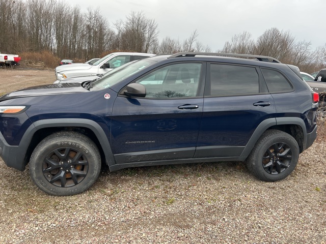 2015 Jeep Cherokee Trailhawk photo 3