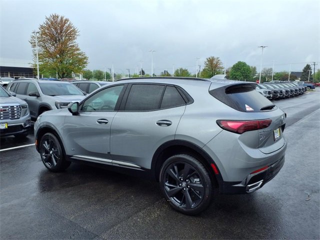 2025 Buick Envision Sport Touring photo 2