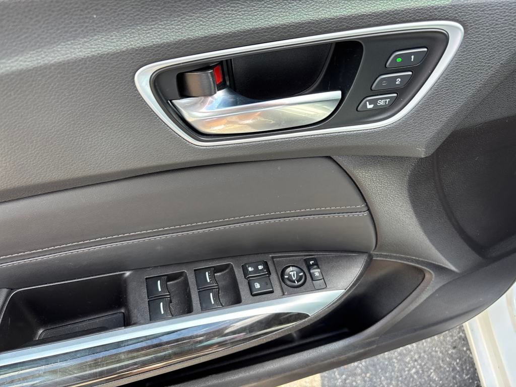 2020 Acura TLX 2.4L photo 17