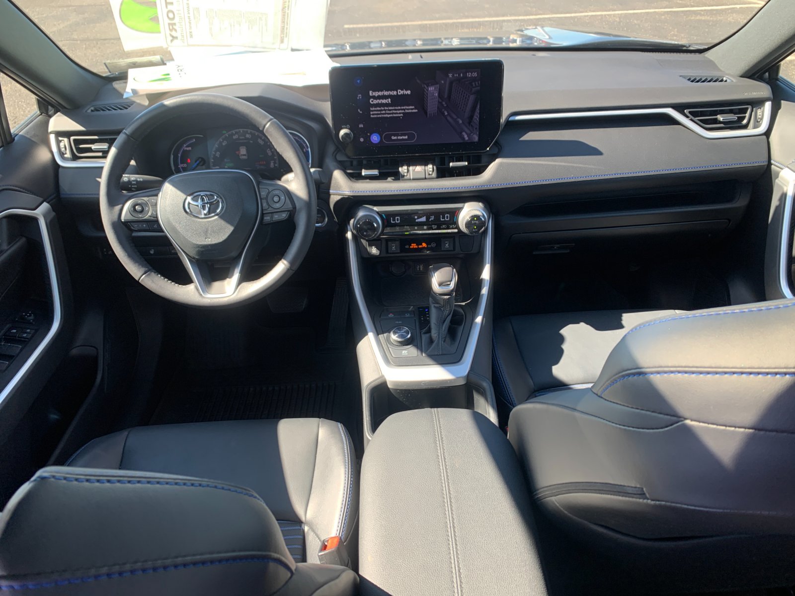 2023 Toyota RAV4 Hybrid XSE photo 12