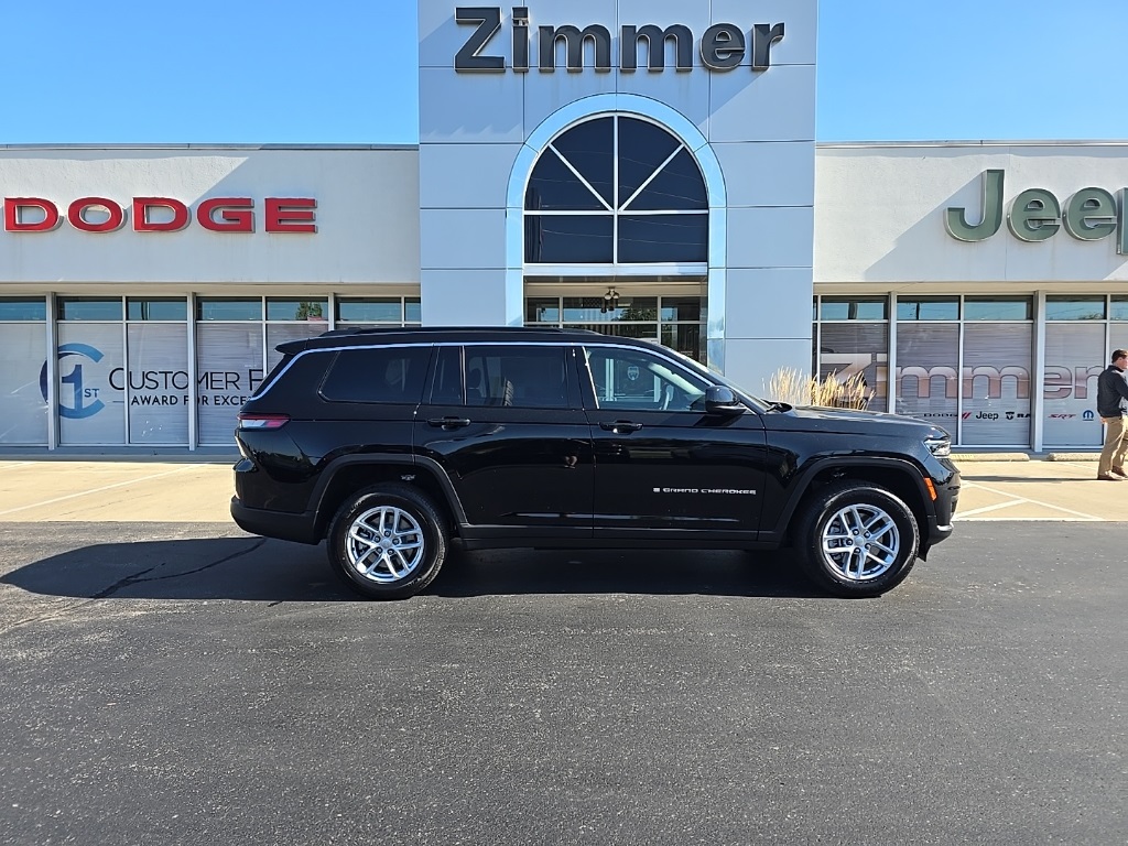 2025 Jeep Grand Cherokee Laredo X photo 9