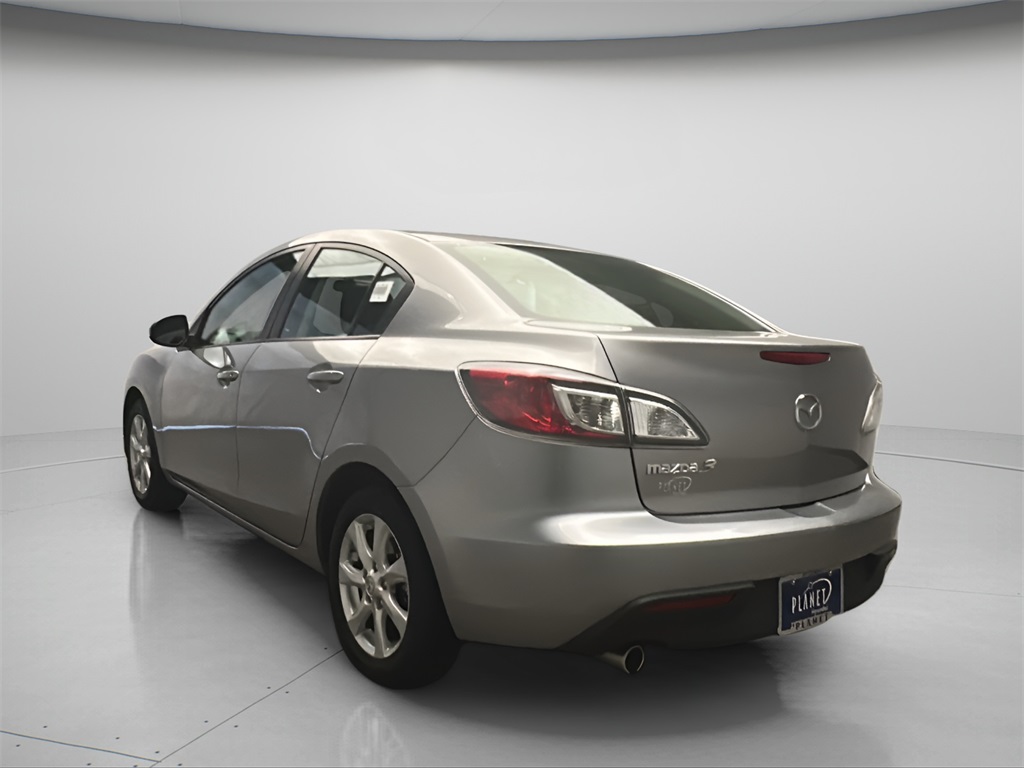 2011 Mazda Mazda3 Touring photo 3