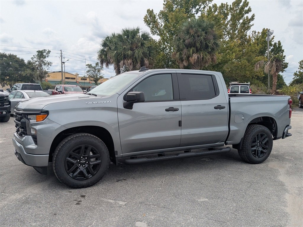 2026 Chevrolet Silverado 1500 Custom photo 6