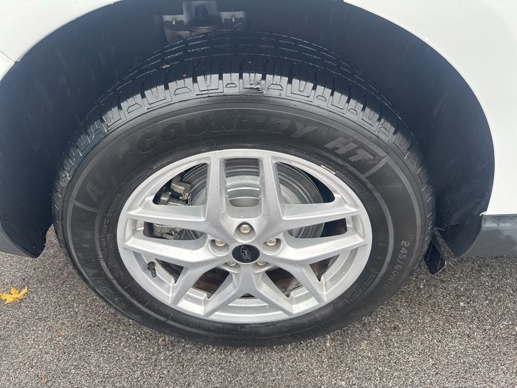 2023 Ford Edge SEL photo 11
