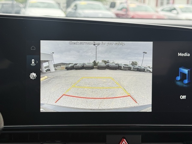 2025 Hyundai Elantra Hybrid SEL Sport photo 27