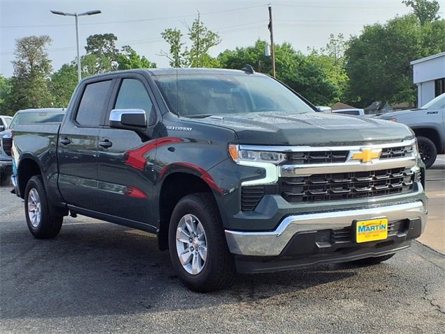 2025 Chevrolet Silverado 1500 LT photo 6