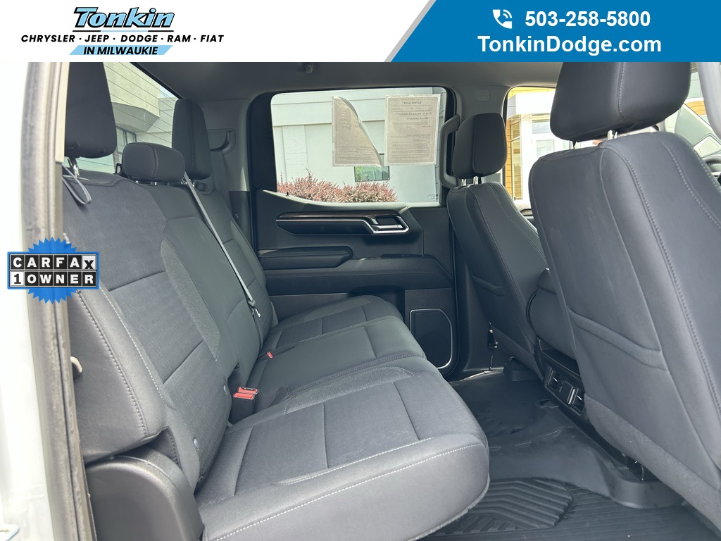 2023 Chevrolet Silverado 1500 RST photo 28