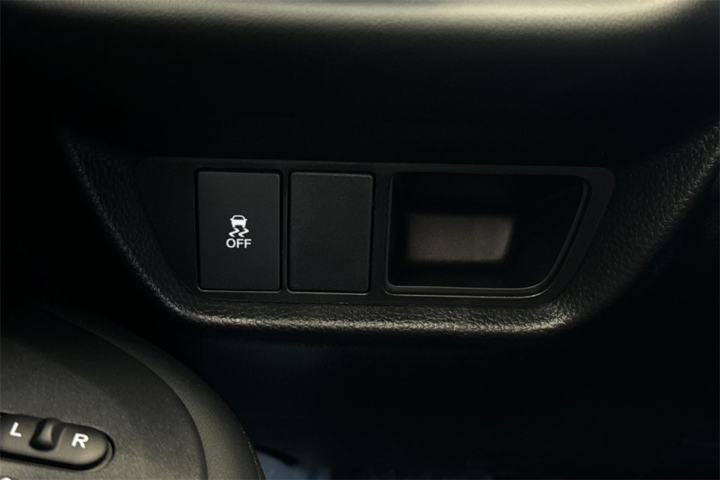 2026 Honda HR-V LX photo 23