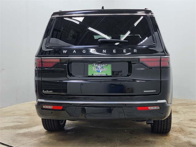 2024 Jeep Wagoneer Series III photo 4