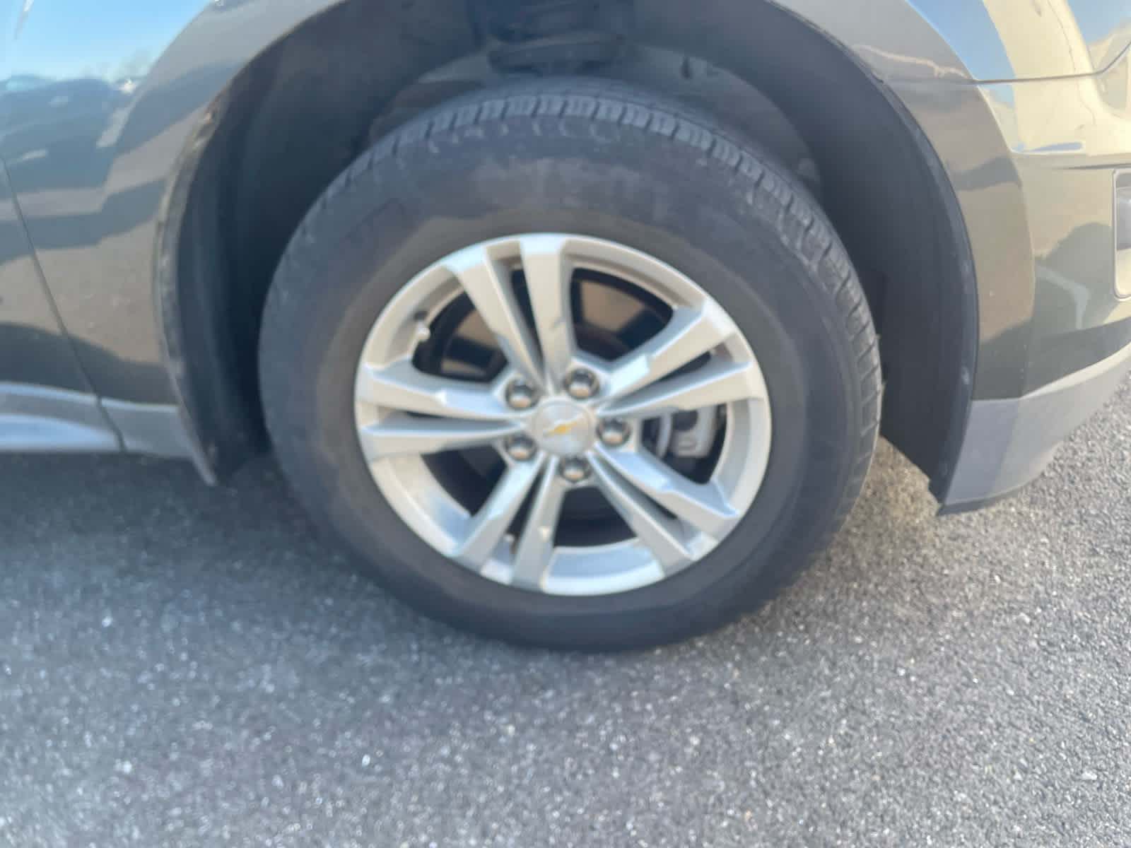 2017 Chevrolet Equinox LS photo 4