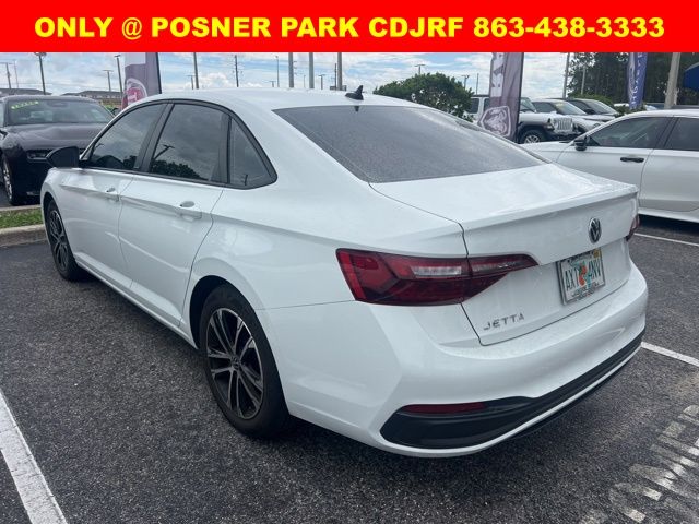 2024 Volkswagen Jetta 1.5T Sport photo 4