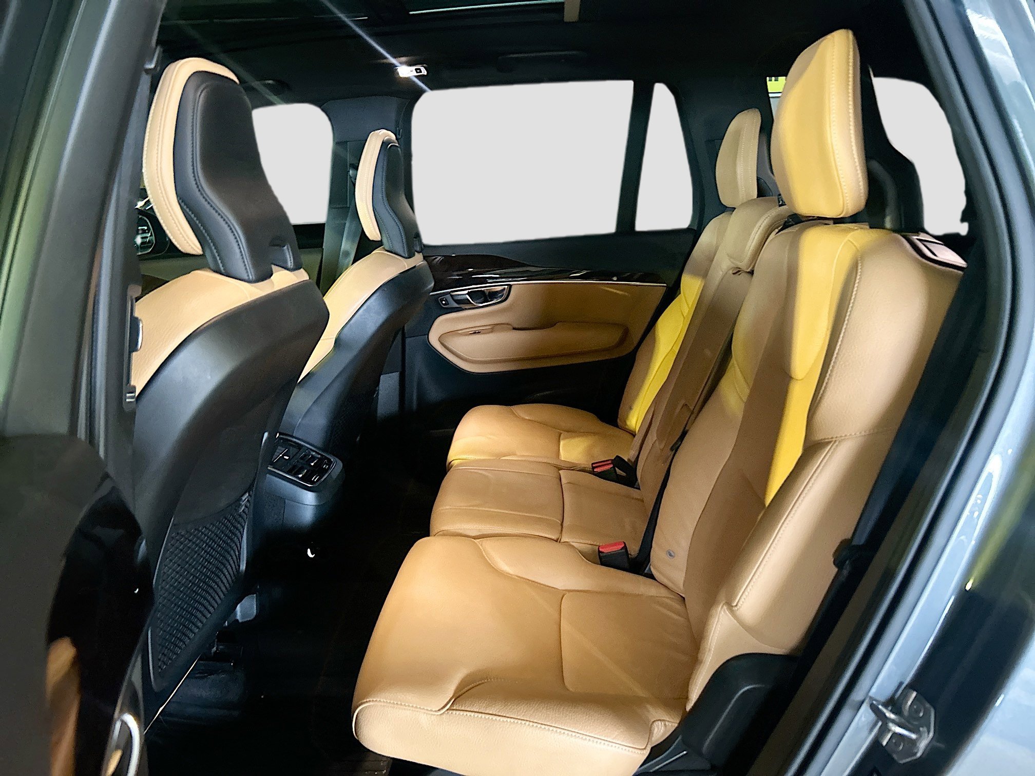 2019 Volvo XC90 Momentum AWD photo 15
