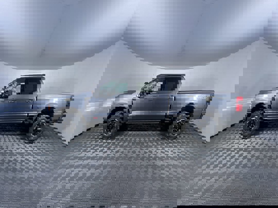 2026 Ford F-250 Lariat photo 5