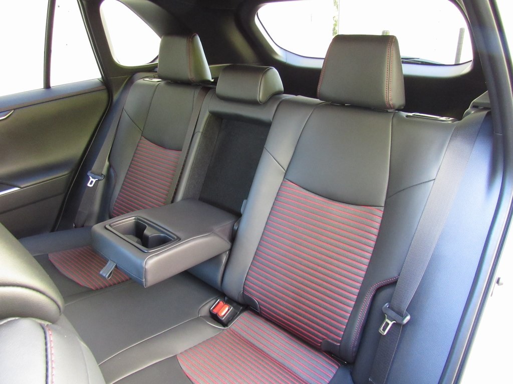 2025 Toyota RAV4 Hybrid XSE photo 15