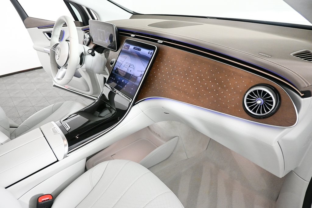 2024 Mercedes Benz EQE SUV 350 photo 18
