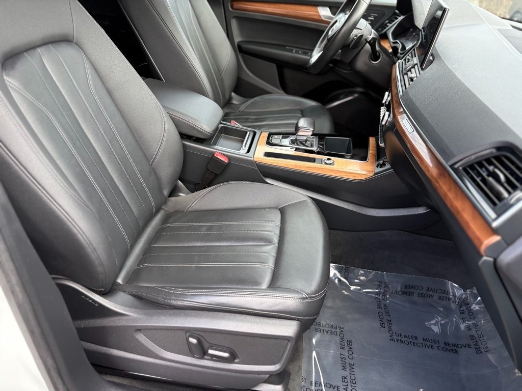 2022 Audi Q5 45 S line Premium photo 24