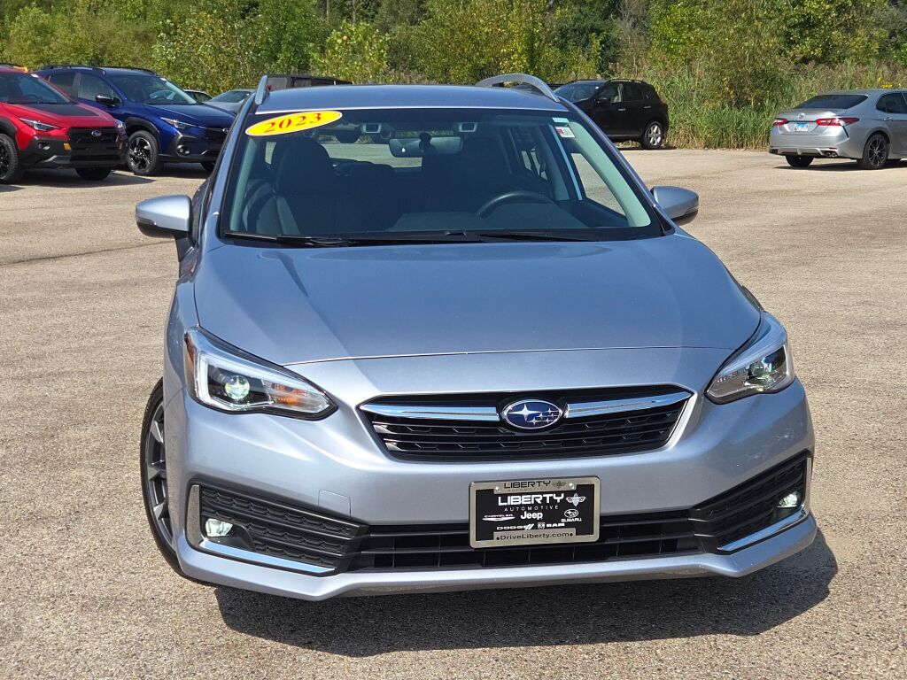 2023 Subaru Impreza Limited photo 3
