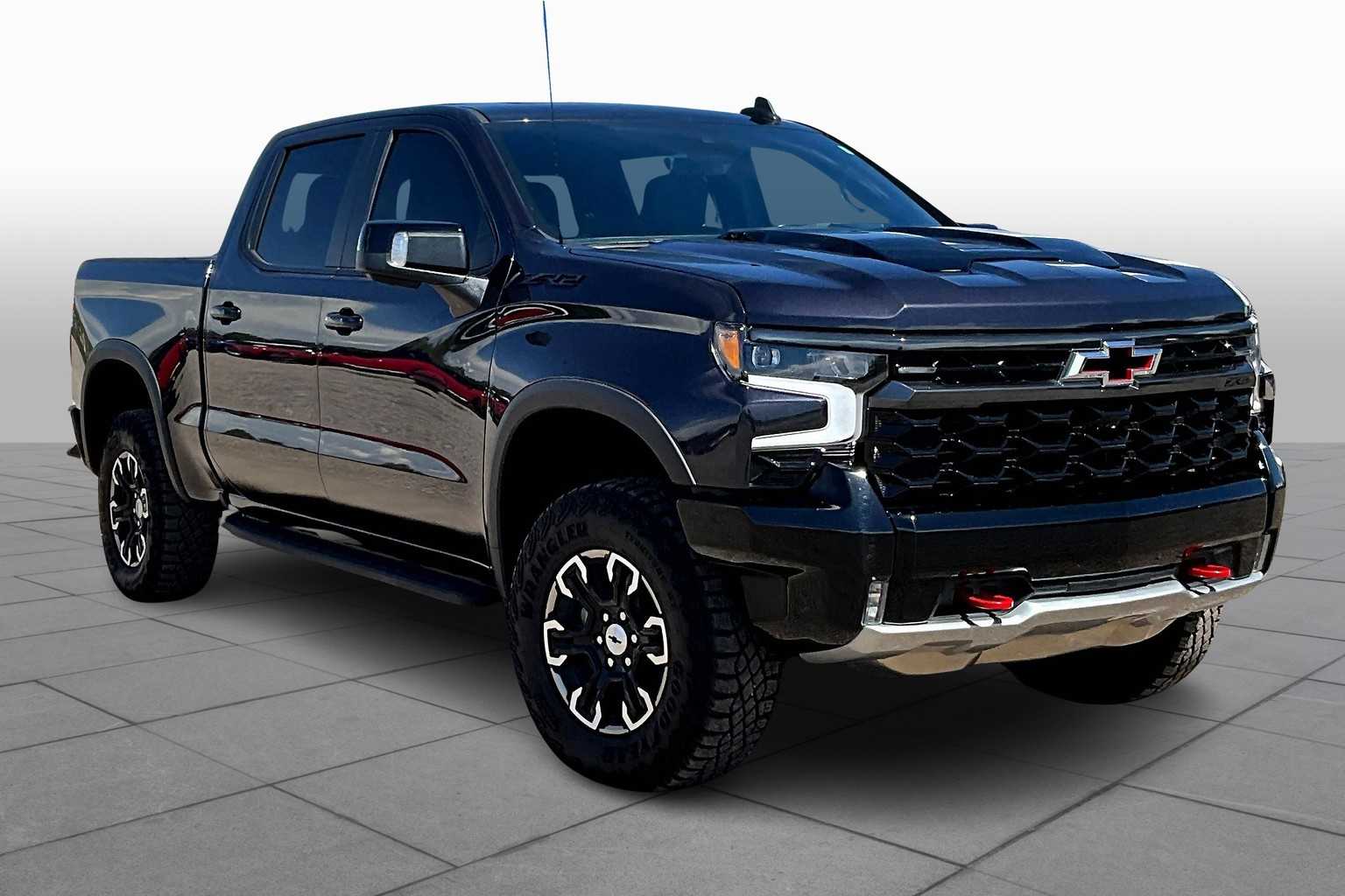 2024 Chevrolet Silverado 1500 ZR2 photo 2