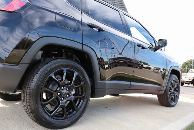 2025 Jeep Compass Altitude photo 32