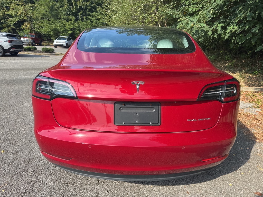 2019 Tesla Model 3 Long Range photo 4