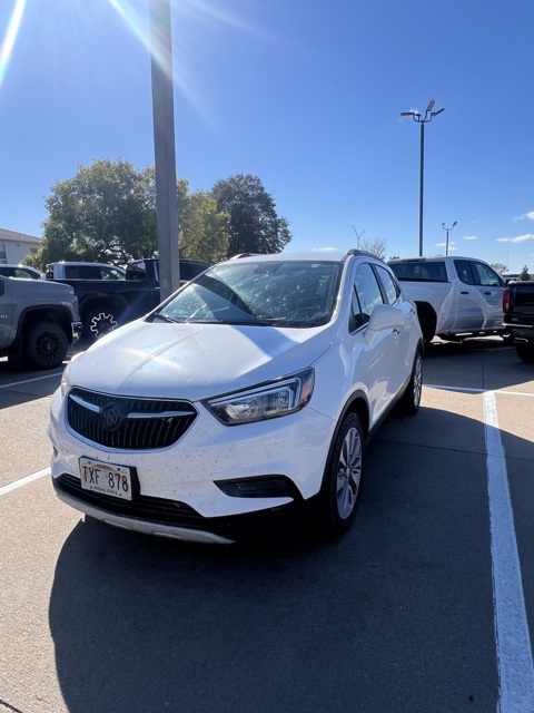 2020 Buick Encore Preferred photo 2
