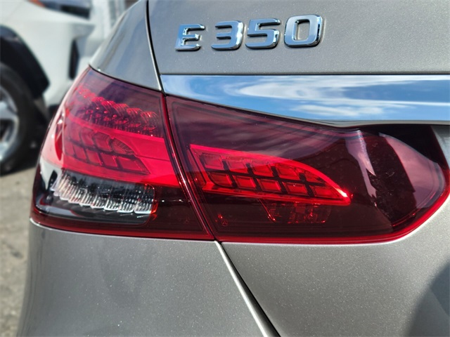 2021 Mercedes Benz E 350 4MATIC photo 10