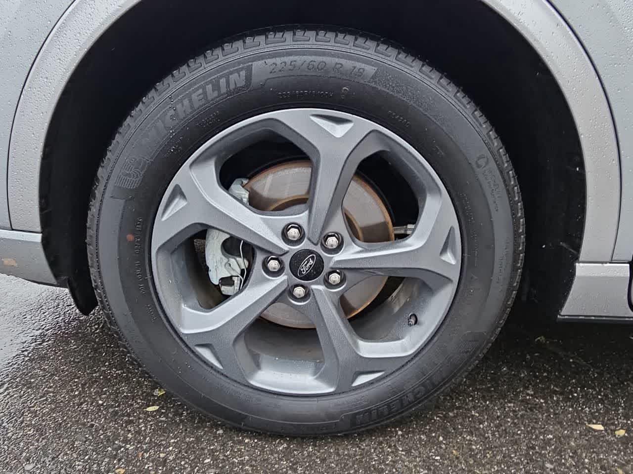 2023 Ford Escape ST-Line Select photo 4