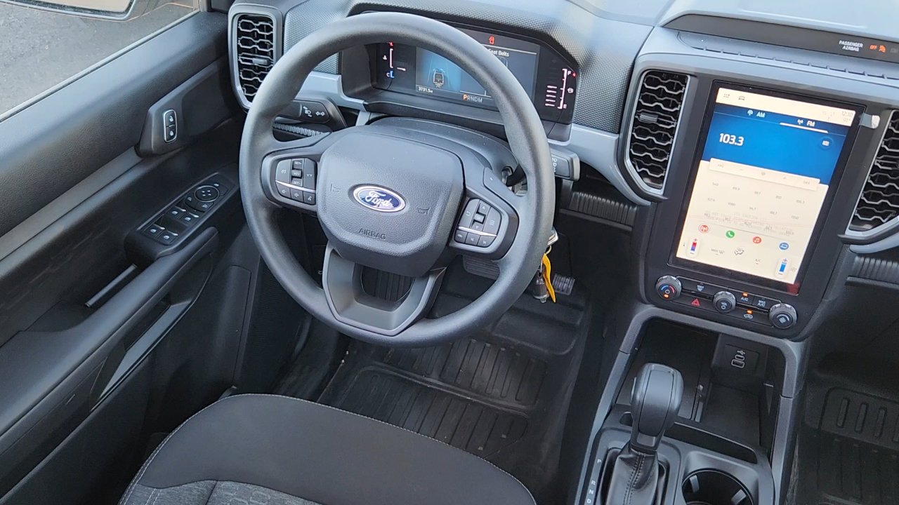 2025 Ford Ranger XL photo 6
