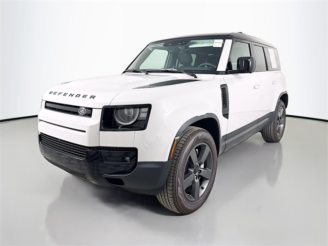 2026 Land Rover Defender S's photo