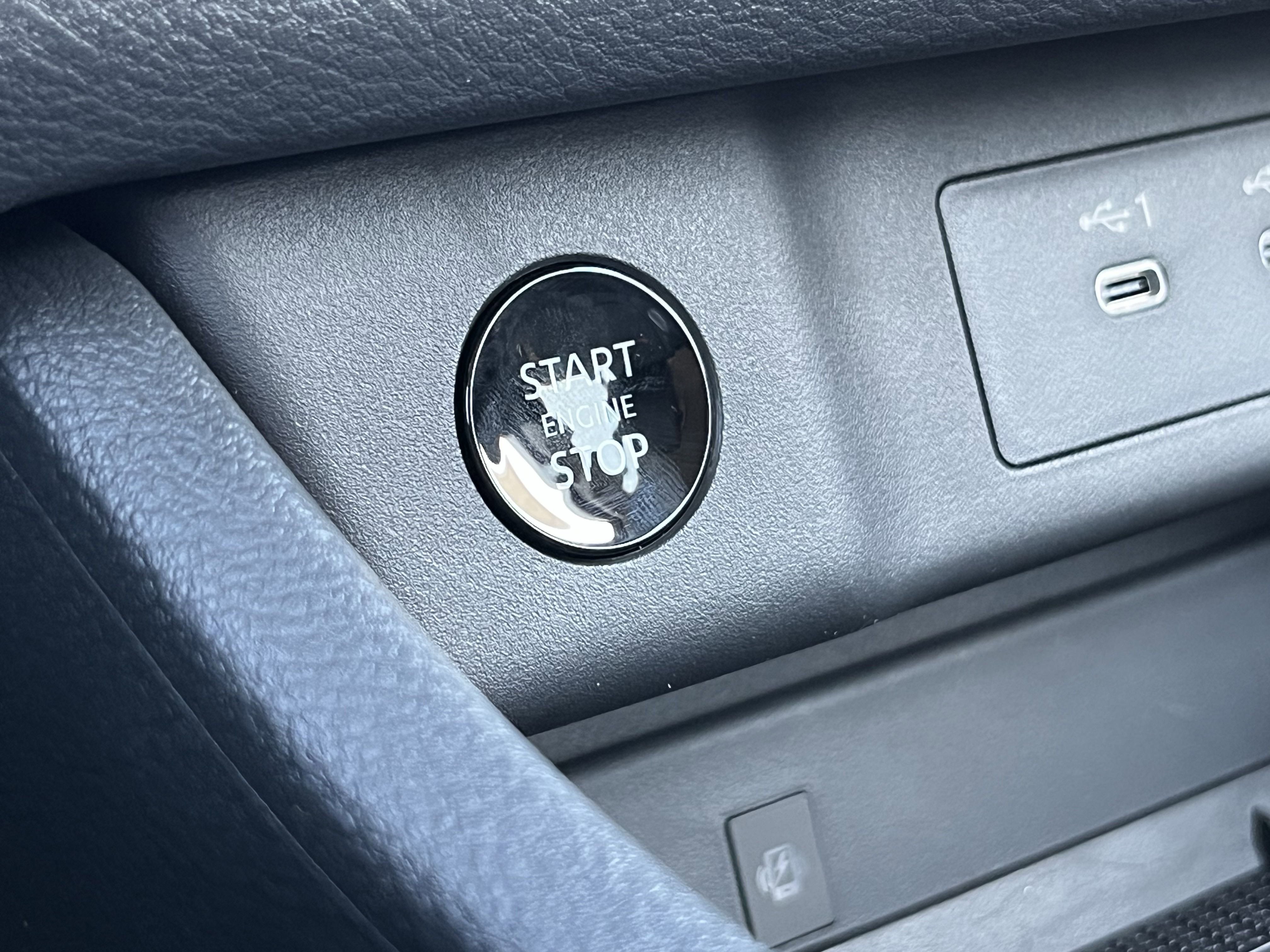 2026 Nissan Rogue SV photo 19