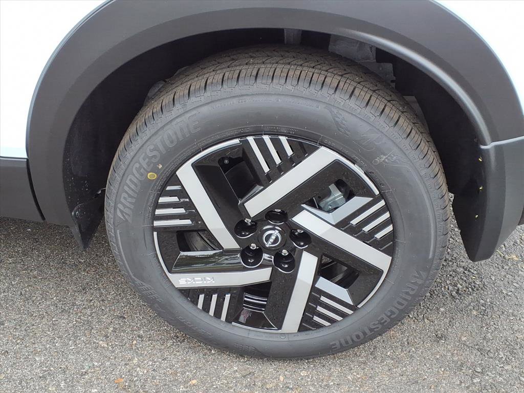 2026 Nissan Kicks SV photo 3