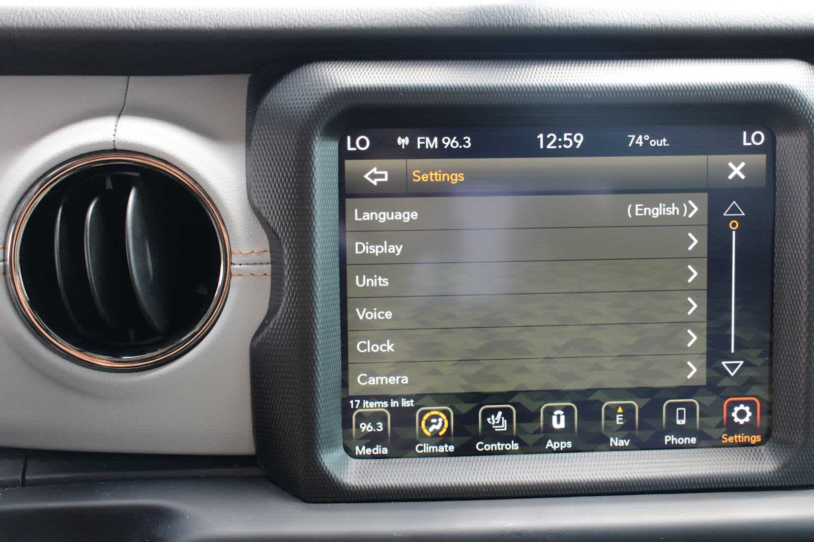 2022 Jeep Gladiator High Altitude photo 35