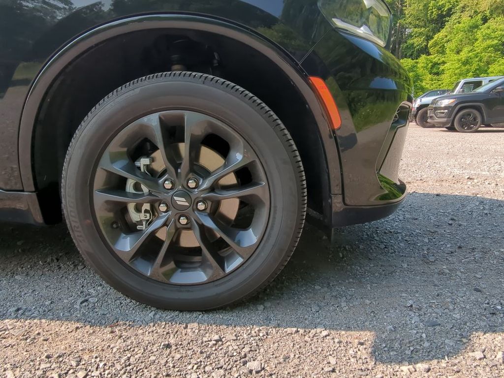 2025 Dodge Durango GT photo 2