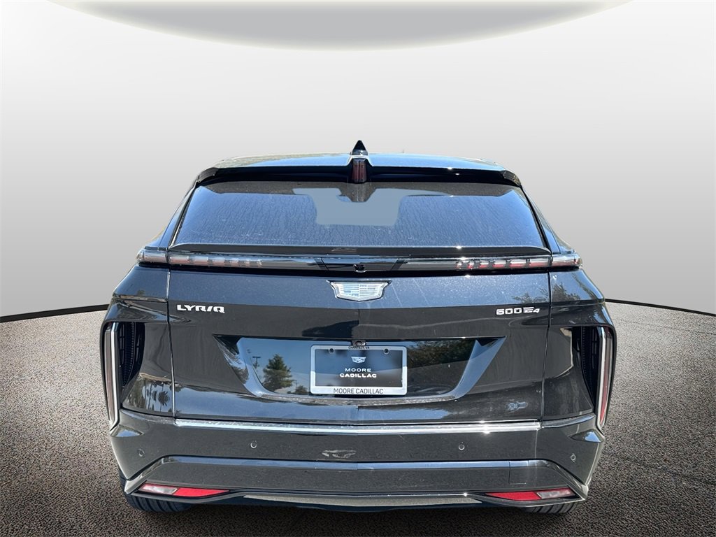 2026 Cadillac Lyriq Luxury photo 3