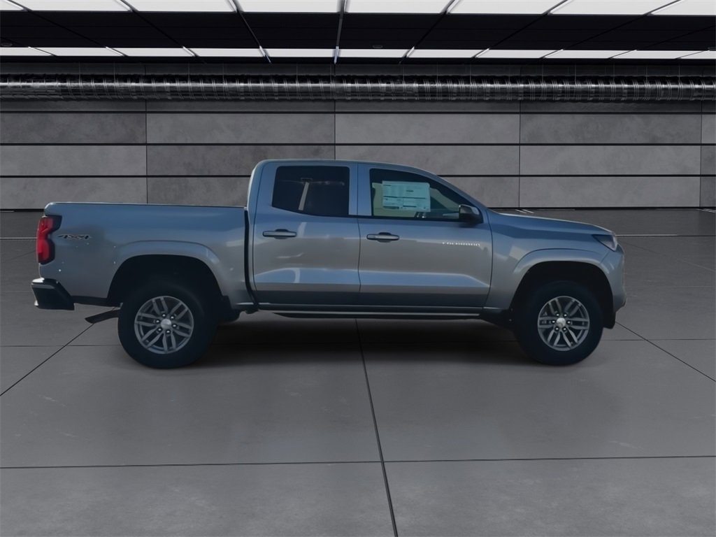 2026 Chevrolet Colorado LT photo 9