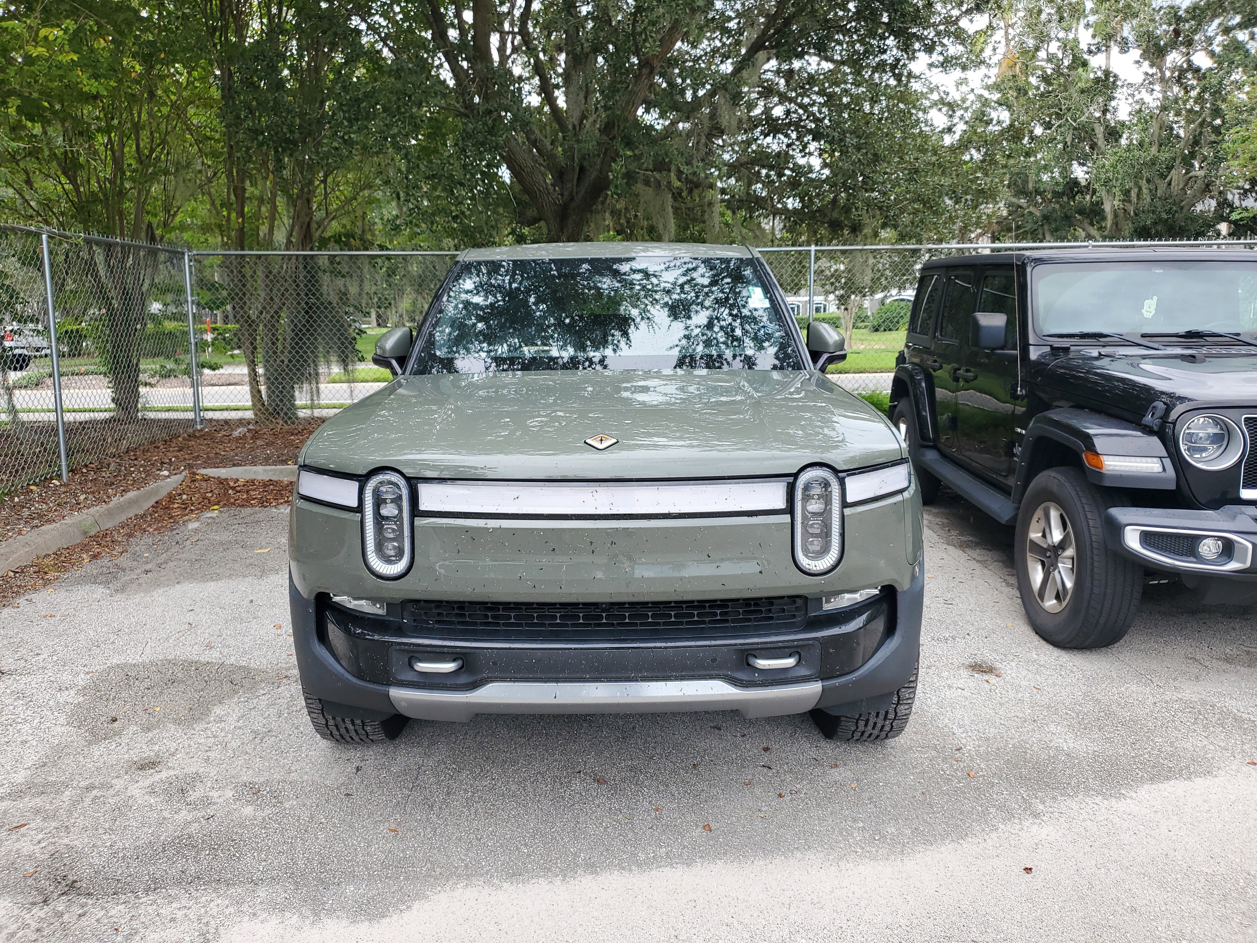 Used 2022 Rivian R1T Launch Edition with VIN 7FCTGAAL1NN002982 for sale in Orlando, FL