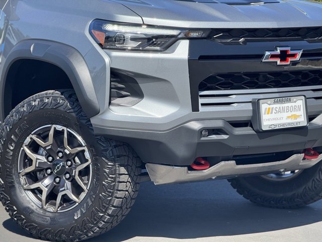2025 Chevrolet Colorado ZR2 photo 7