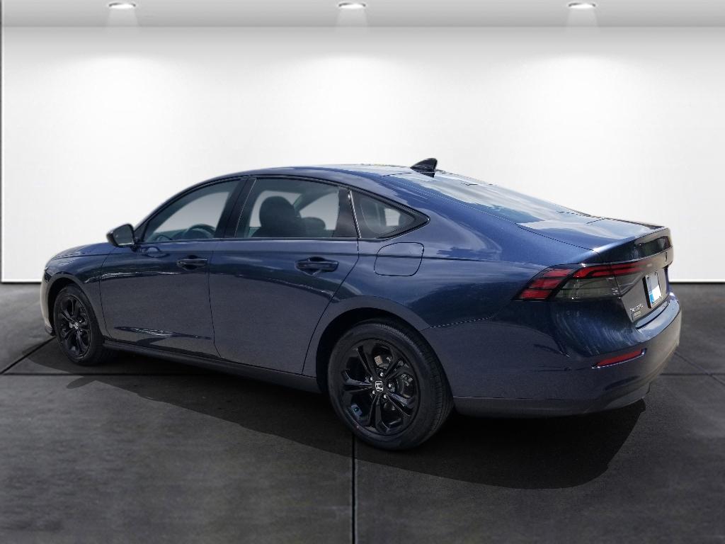 2025 Honda Accord SE photo 3