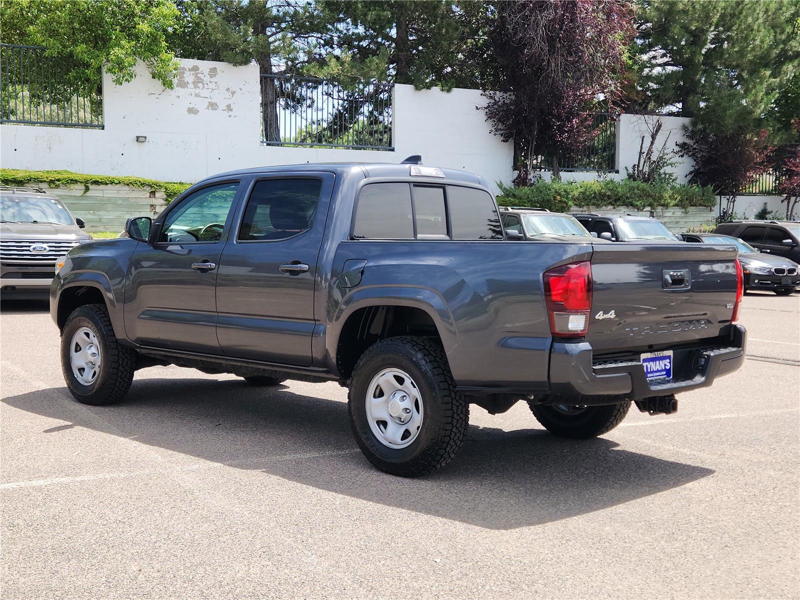 2022 Toyota Tacoma SR photo 5