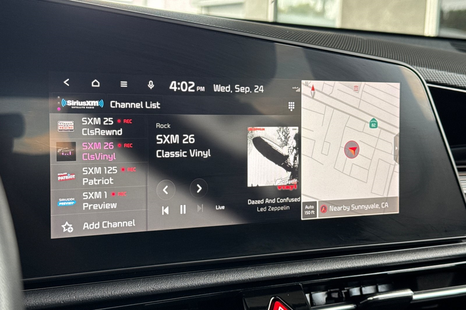 2023 Kia Niro EX photo 19