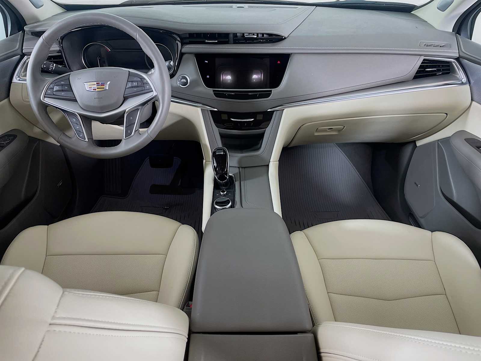 2025 Cadillac XT5 Premium Luxury photo 3
