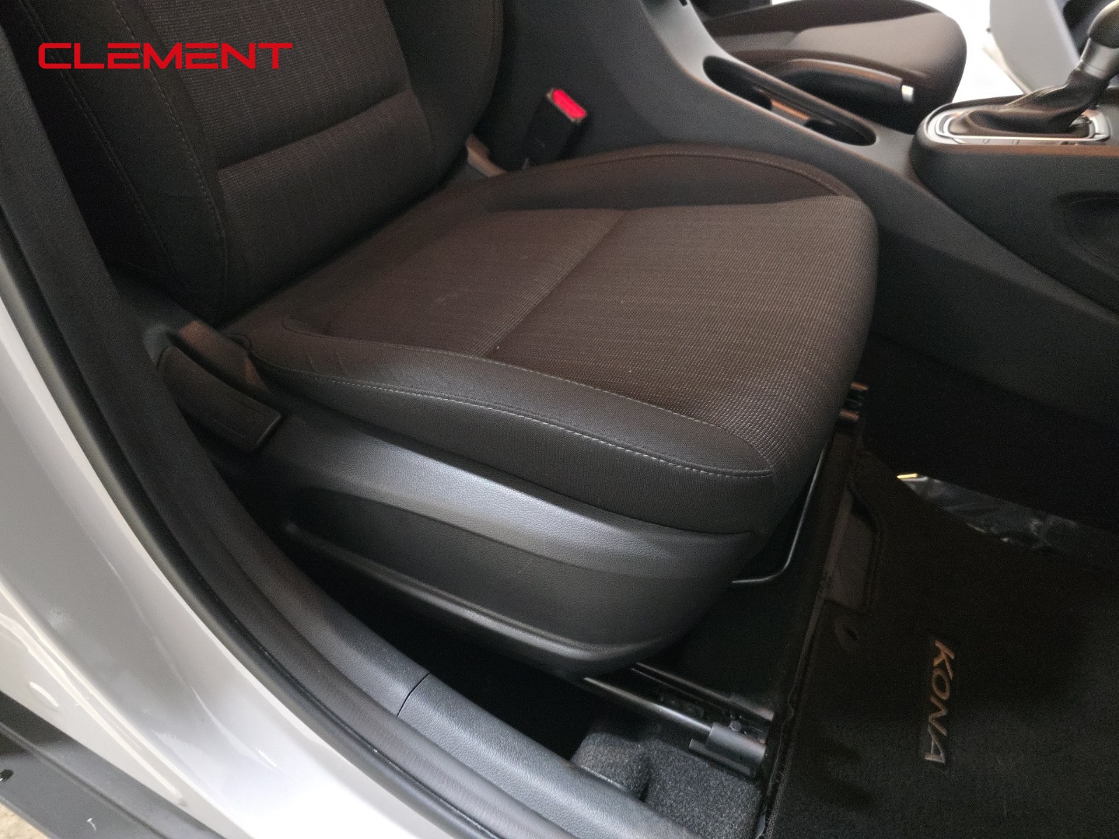 2023 Hyundai Kona SEL photo 28