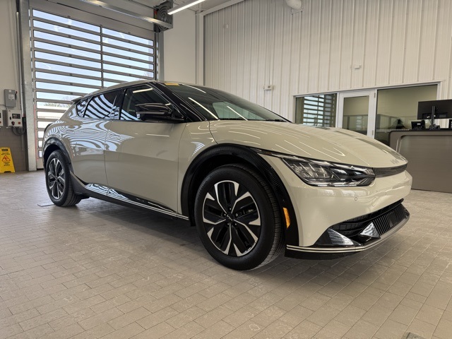 2022 Kia Ev6 Wind's photo