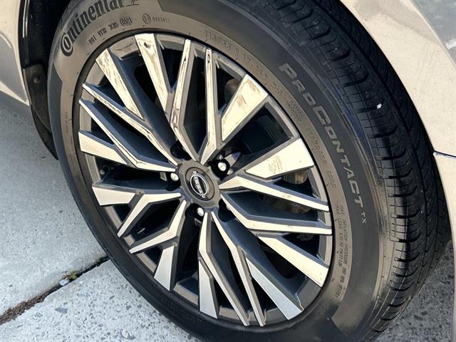 2023 Nissan Altima 2.5 SV photo 12