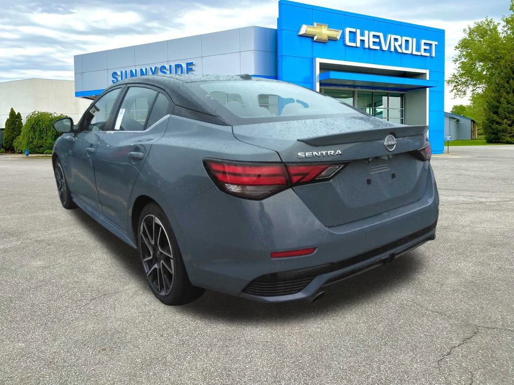 2025 Nissan Sentra SR photo 4